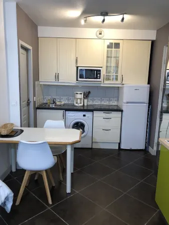 Studio with private parking Thonon center, very close to Thermes