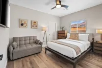 NEW! Mountain Views, Saltwater Pool&Spa, Firepit and Outdoor BBQ and bar area