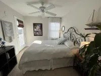 SunnyBoy Beach House, a few steps to everything at the shore!