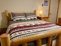 Multi-Family Vacation Bliss -Walk to Beach & Nature Trails Pet OK