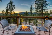 Lodge Style Cabin nr Crater Lake w Mountain Views