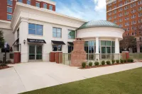 Embassy Suites by Hilton Tuscaloosa Alabama Downtown Hotel di 