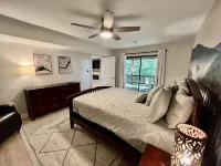 Big Bear Lodge: Massanutten Escape - Sleeps 14, 2 Min to Slopes