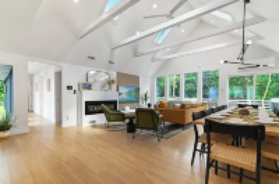 Sleeps 14! Game Room, Hot Tub, Firepit, Near Camelback & Great Wolf Lodge