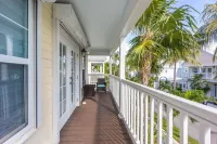 ★Beautiful Modern gated Vacation Oasis★ Private pool & patio close to activities