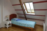 Traditional Breton house next to the village of La Palue Hotel a Crozon