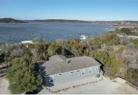 BRAND NEW ON THE WATER WITH HOT TUB, SHARED BOAT DOCK & 7.5 MILES TO ROCKER B!