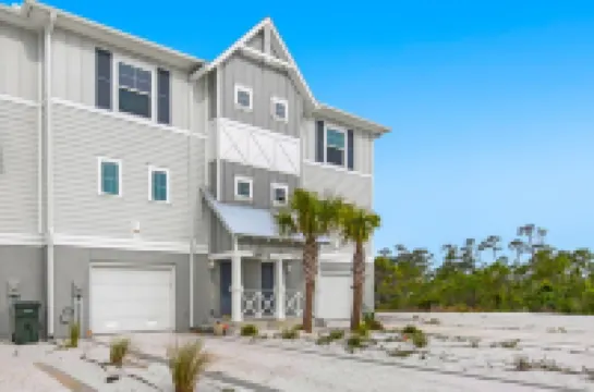 New Townhome with Private Beach Club