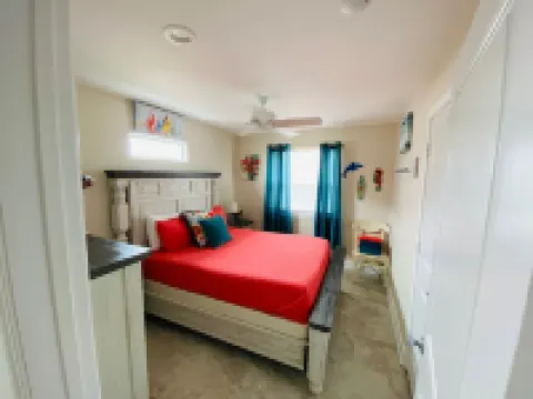 Stunning Beachfront Vacation home. Walk straight onto beach.