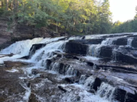 THE CAMPFIRE LODGE @ BIG POWDERHORN MTN WITH HOT TUB