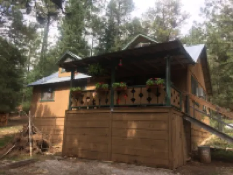 A family bed and breakfast without the host!