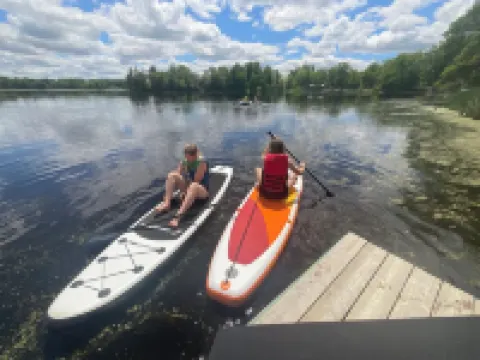Eleanor - 2 Bdr Cabin Duplex Unit-River-Sups, Kayaks, & Sauna! Pet Friendly!