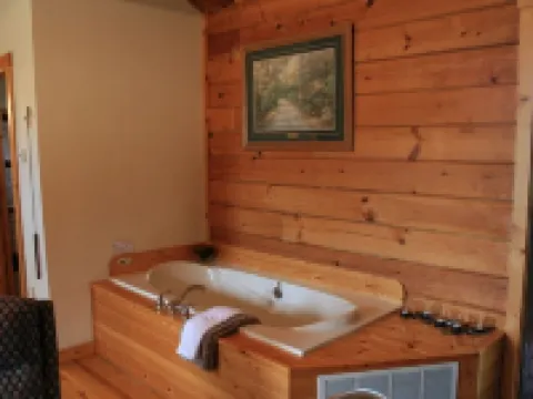 Rest, Relax and Renew. Our log cabin experience awaits your arrival. Hotels in Stokes