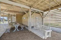 Wave Watcher - Amazing Ocean and Sound Views - One minute walk to the beach!