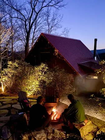 180° Epic View Cabin, 10 Min to Brevard & Pisgah Отели в г. Бревард