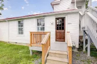 2 Br Retreat in the Heart of Historic Gordonsville -Walkable to Many Attractions