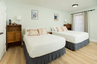 Spacious 3 bedroom  2 Full bathroom  apartment Hotel dekat Staunton Amtrak