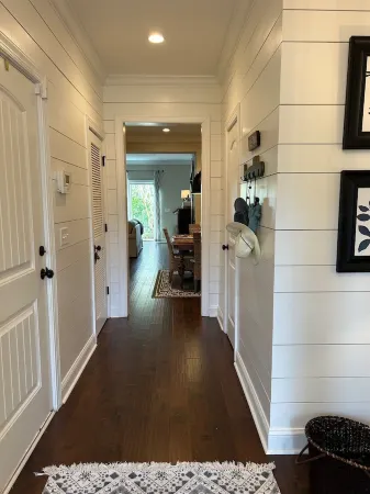 Pet friendly with community pool! Отели рядом с достопримечательностью «St Simons Island»