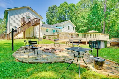 Jacuzzi Hot Tub - Private Pool - Lawrenceville