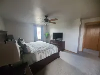 Convenient to Green Bay's beltline where you can get anywhere in 15 minutes.