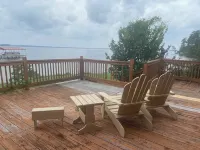 Waterfront 2 bedroom home-