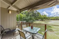 Oceanfront 1 Bedroom + Loft with Beach BBQ & Pool !