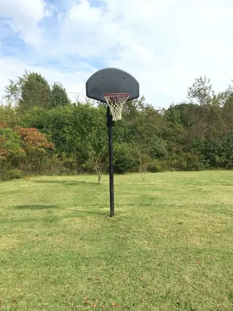 The Starlight Retreat - 2bd/1ba w/Huge Yard