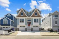 Spacious Bayfront Home with Pool