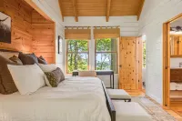 Escape to Sapphire: Luxurious Home with Panoramic Mountain Views Các khách sạn ở Cashiers