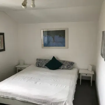Vacation apartment with lake view and close to the ski slopes