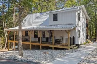 Ozark Shores- Lakefront, Hot Tub, Air Hockey
