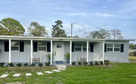 New Listing! Boat Friendly!Fisherman's Getaway" near Lake Harris in Leesburg