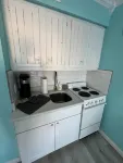 Cozy 1-bedroom condo on North Beach in awesome Corpus Christi with AC, WiFi, etc