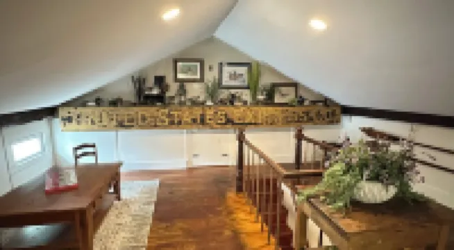Beautiful renovated Farmhouse on Seneca Lake. Finger Lake Wine Trail.