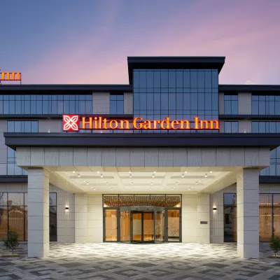 Hilton Garden Inn Samarkand Hotels near Qo‘sh hovuz masjidi