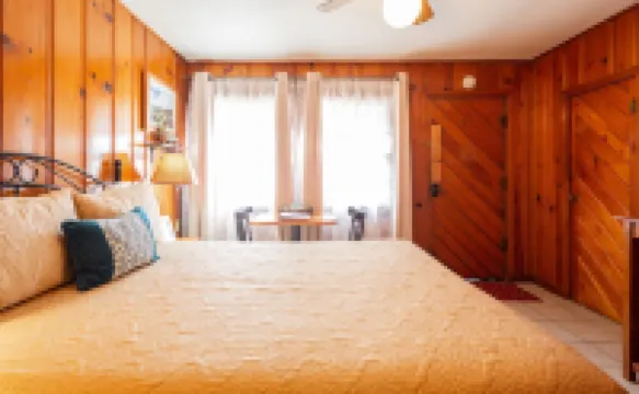 Couples romantic cabin