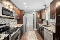 The Red Door Retreat with Huge Pool and Hot Tub