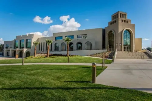 Cozy, Private, & Safe 3 Bed Home - 2 Min from DTR & UCR