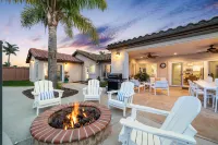 Your private oasis with heated pool and garden in Oceanside!
