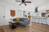 Cozy Chateau in the Heart of Park Circle