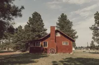Cozy cabin in Mormon Lake Hotels near Meteor Crater Natural Landmark