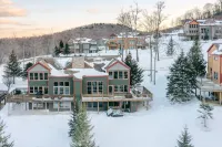 Ski-on Ski-Off w Private Hot Tub & Sauna!