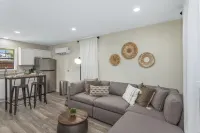 The Suite Spot 4 - minutes from casinos