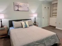 Charming 2BR w/ Garden Retreat & 2 Free Parking