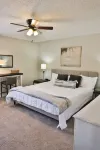 Golden Springs Stepless Rancher with GAMEROOM! Hotels in Anniston