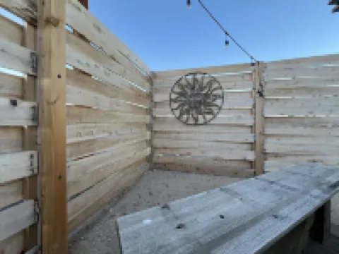 Blue Ox Bungalow- Explore & Unwind!