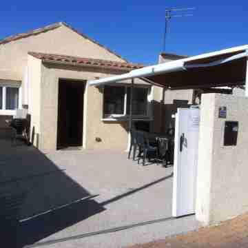 Air-conditioned house for holiday rental with wifi rated 2 stars Others