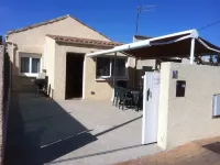 Air-conditioned house for holiday rental with wifi rated 2 stars Hotels in Valras-Plage