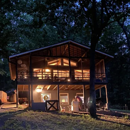 Secluded Lake Front Cabin - on Lake Hartwell, with Dock, Fenced Yard, Fire Pit.