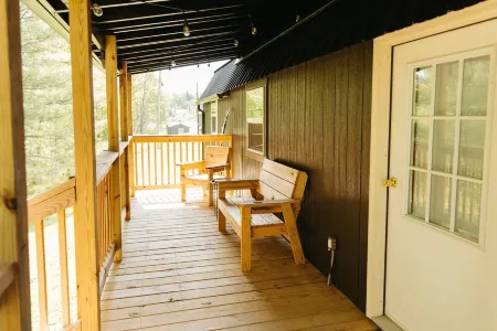 Lumber Lodge RRG - COMFY WOODSY STAY - in RRG/Auxier